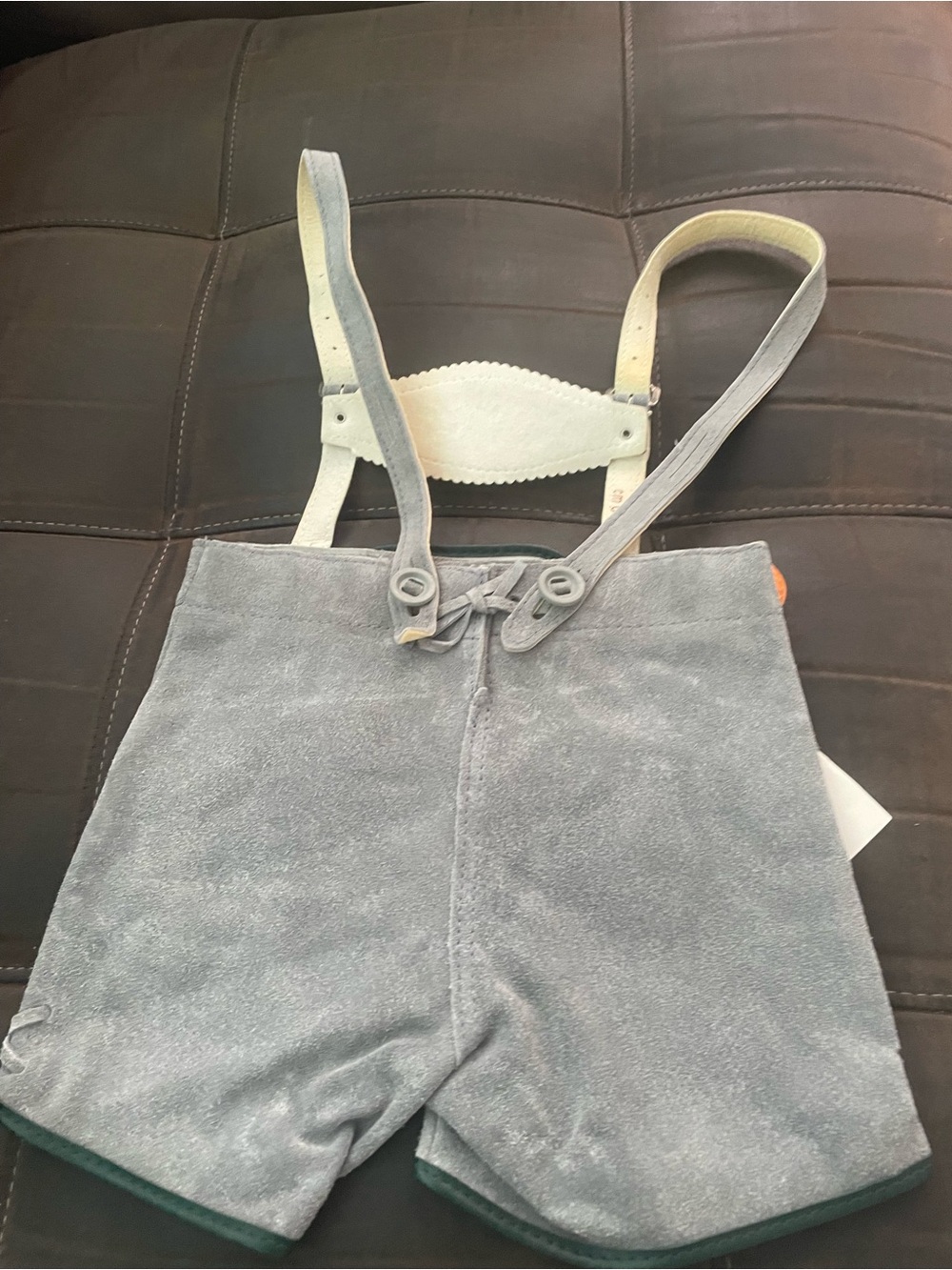Vintage Traditional Gray Lederhosen Shorts with Suspenders - Picture 3 of 8